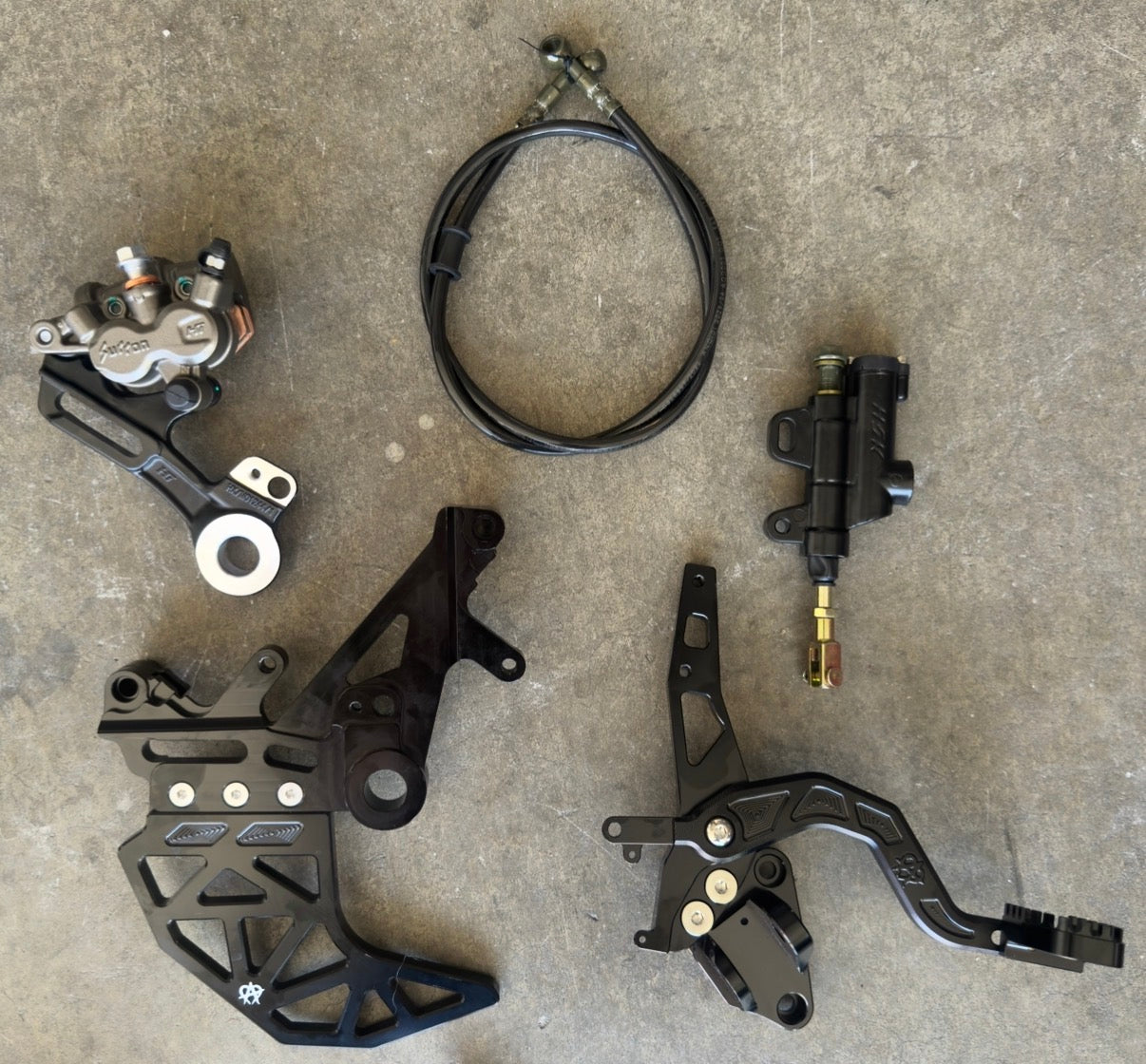 Unmanageable - Ultra Bee Foot brake Kit