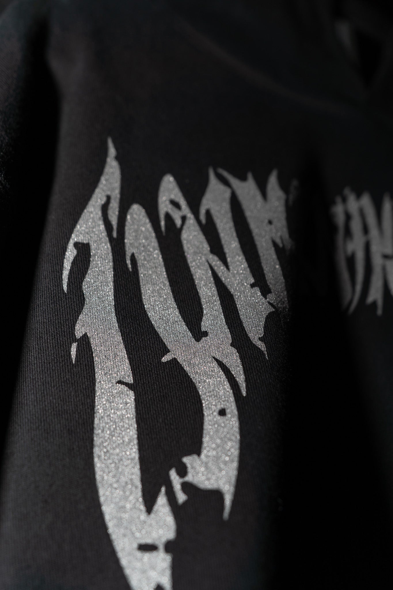 Cracked Anarchy Hoodie - Black/3M