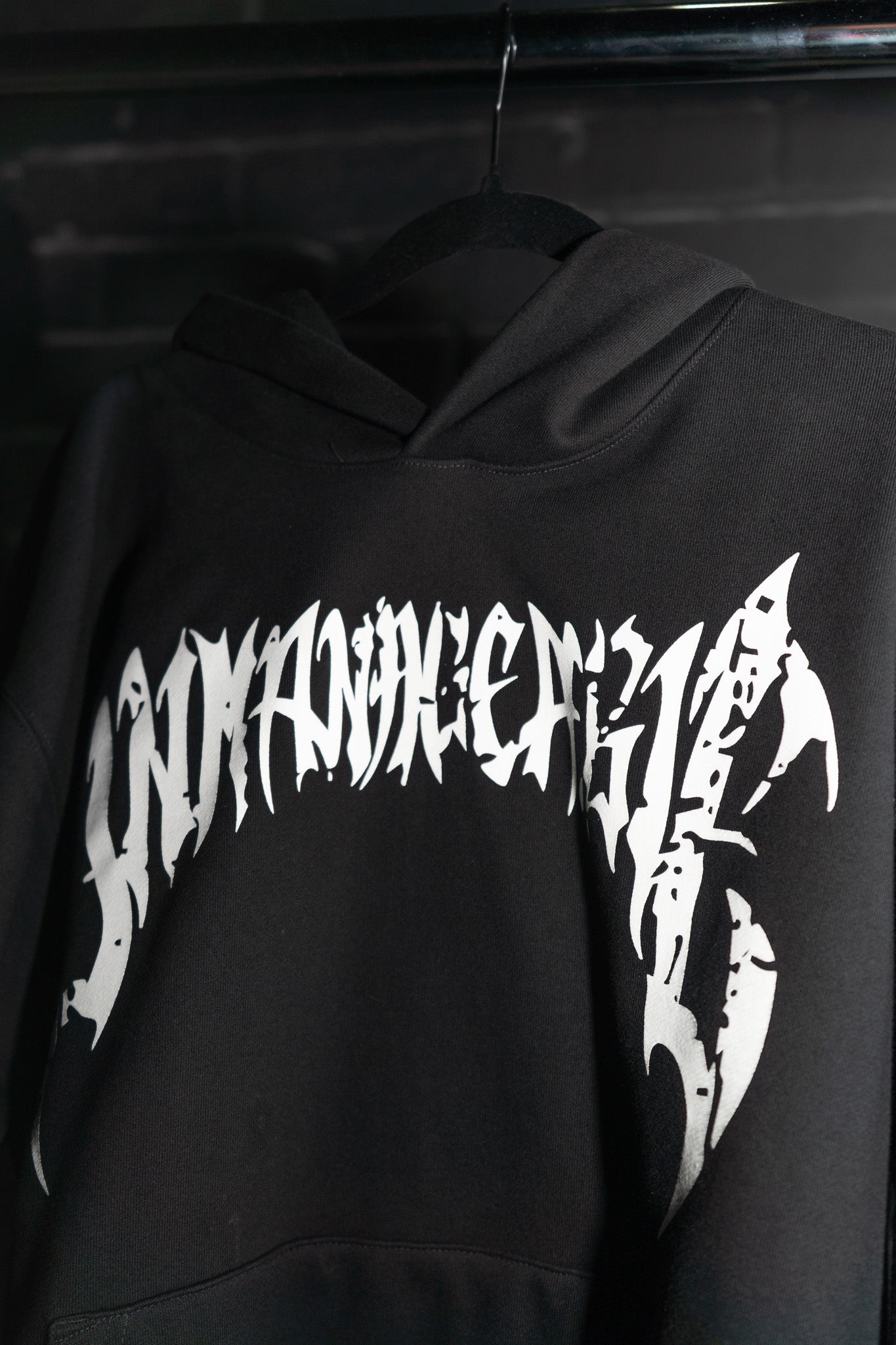 Cracked Anarchy Hoodie - Black/White