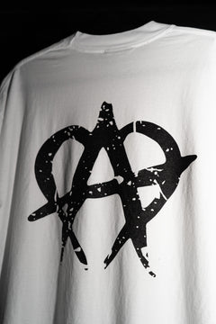 Cracked Anarchy T Shirt - White/Black